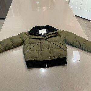 Burberry Children’s Olive Puffer Jacket Coat. Size 6Y